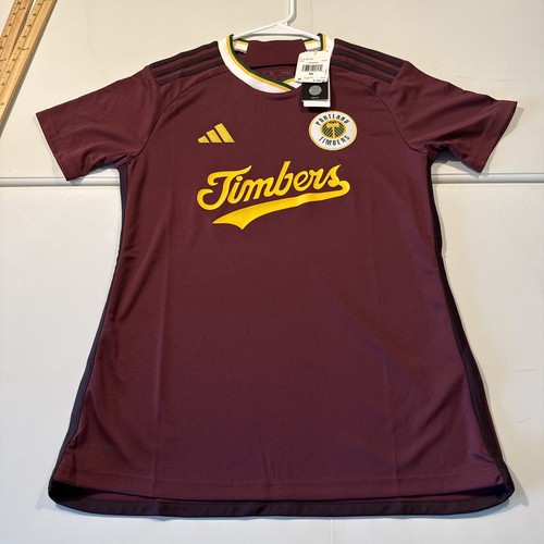 Nwt women medium - nwt, adidas
