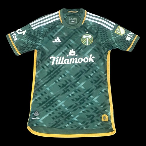 Portland timbers match worn - timbers,